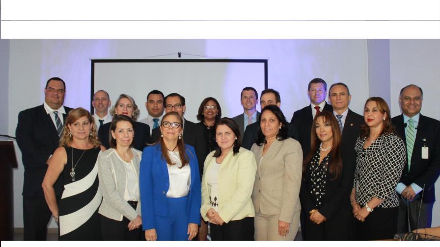 Muestran medidas de seguridad del pasaporte Muestran medidas de seguridad del pasaporte