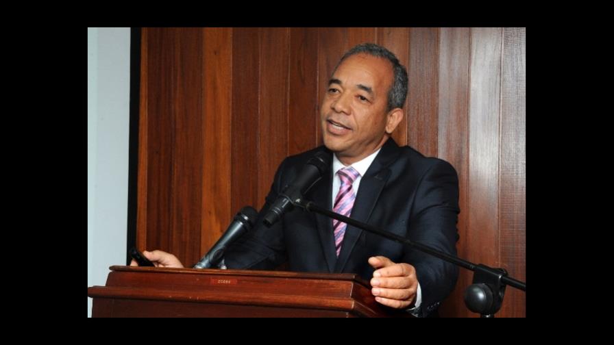 Planta de carbón “marcha bien” a pesar de oposición de algunos sectores