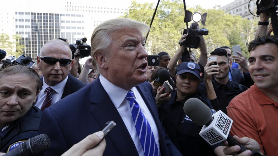 Latinos llaman a Donald Trump irracional y deshumanizante