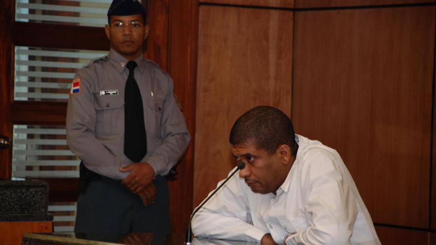 Toño Leña llega al país tras cumplir condena en Puerto Rico