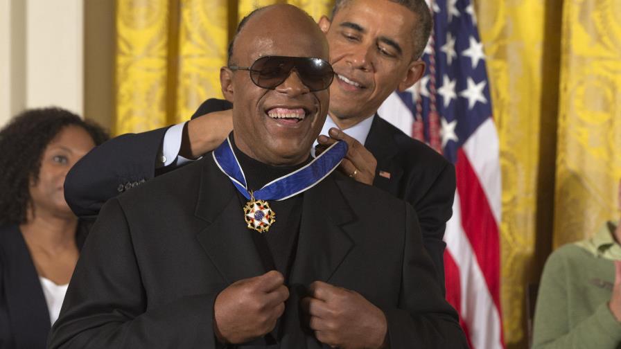 Stevie Wonder inicia serie de conciertos gratuitos en EE.UU.