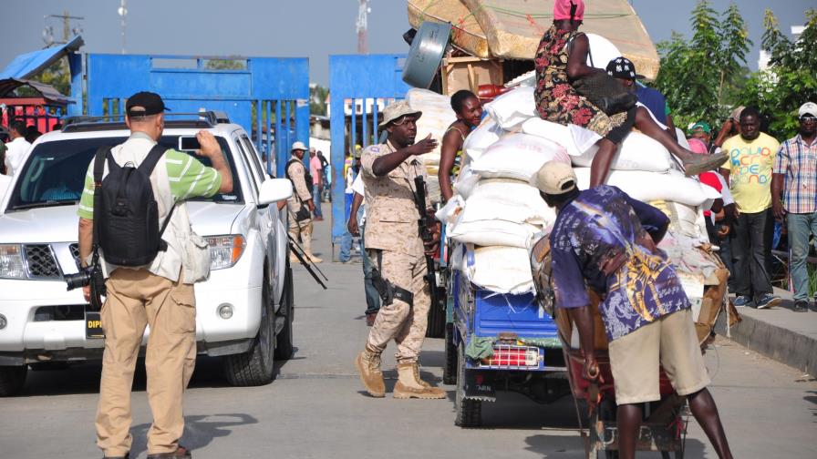 Confirman que por Dajabón continúan las deportaciones de haitianos pero respetan sus derechos