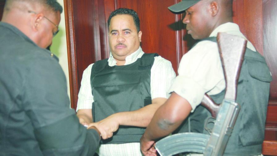 Capos vinculados a redes regresan al país reclamando bienes Capos vinculados a redes regresan al país reclamando bienes