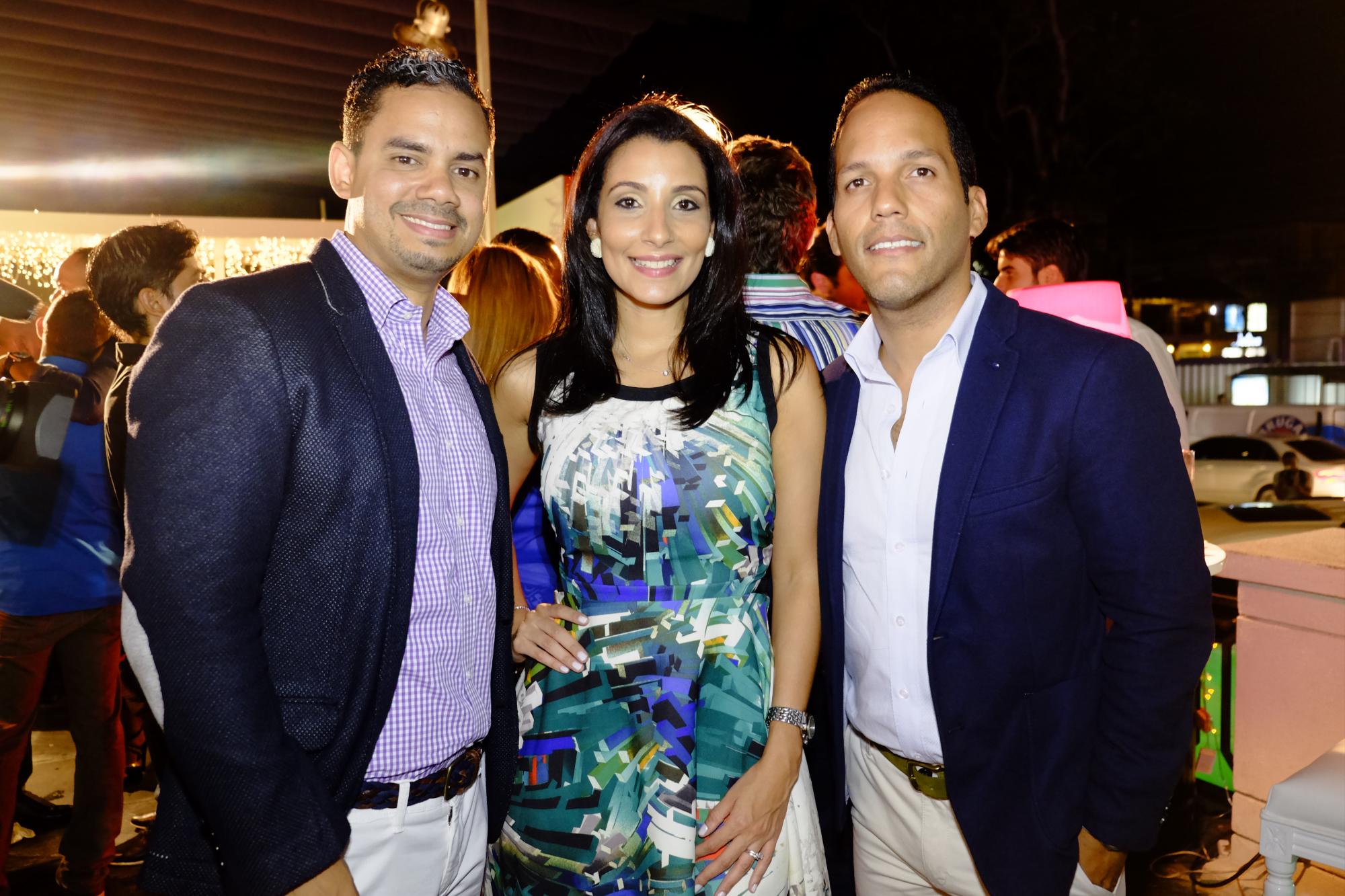 Julio Fondeur, Pamela Ortiz y Enney Medina.