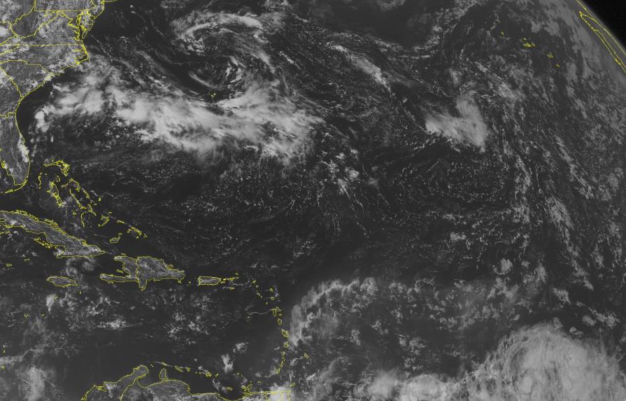 Pronostican que Danny se convertiría en huracán el viernes mientras avanza hacia la región del Caribe