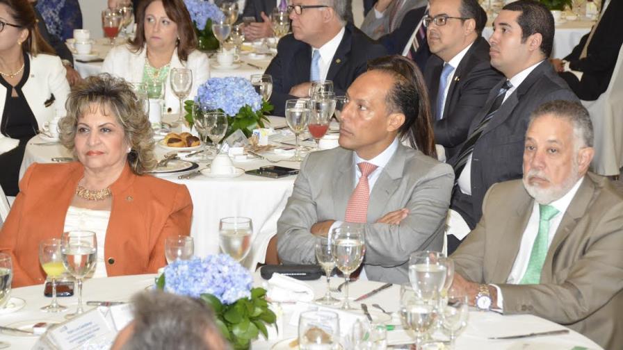 La Asociación de Industrias propone usar los fondos de pensiones para financiar “actividades productivas”