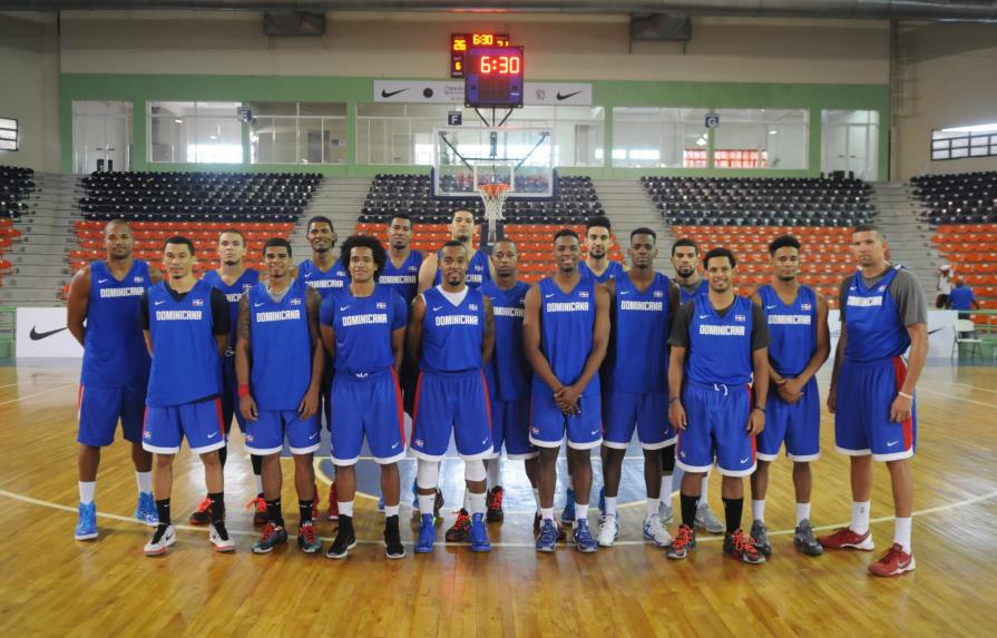 La Selección Dominicana de Baloncesto va con velocidad ante baja estatura del equipo