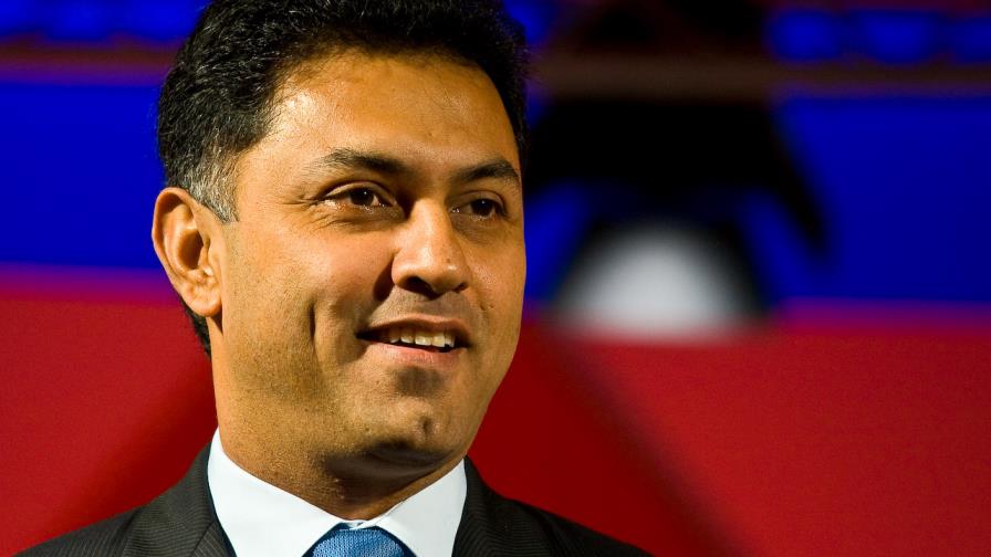 El presidente de SoftBank invierte US$483 millones en la compañía