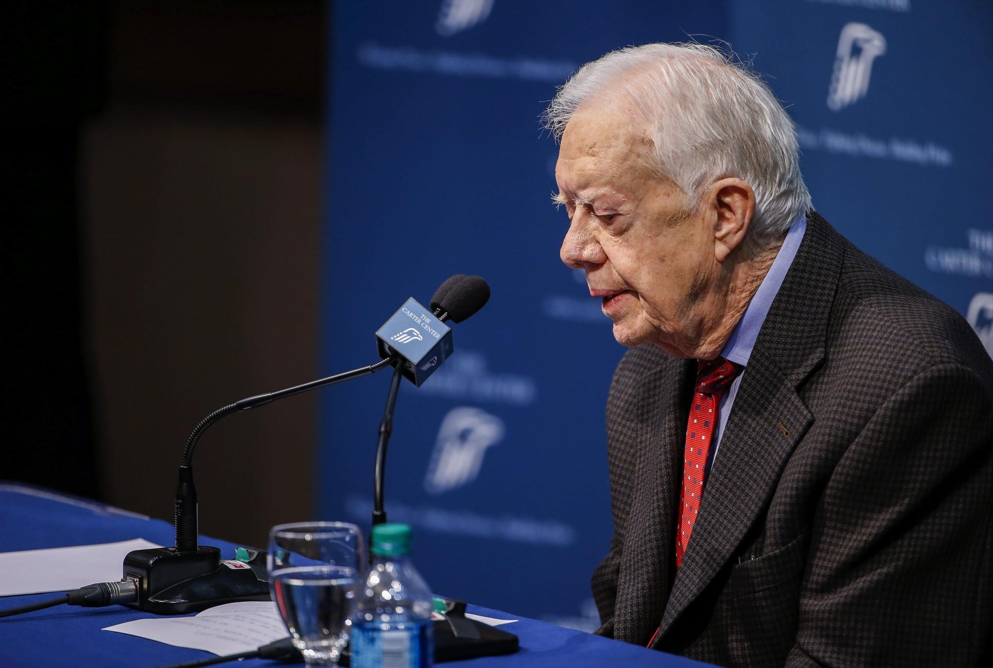 Expresidente Jimmy Carter anuncia que el cáncer se le ha extendido 