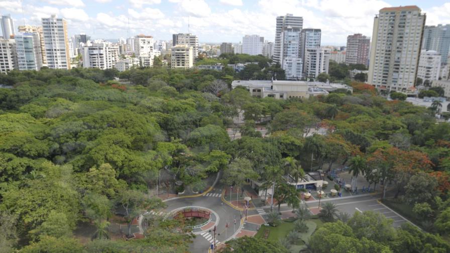 Urbanistas proponen instalar Brillante Navidad en diferentes espacios del Distrito Nacional
