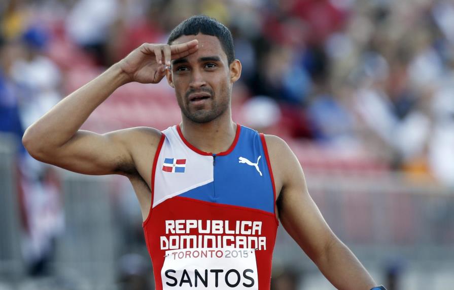 Luguelin Santos va tras otro podio en su segundo mundial de atletismo