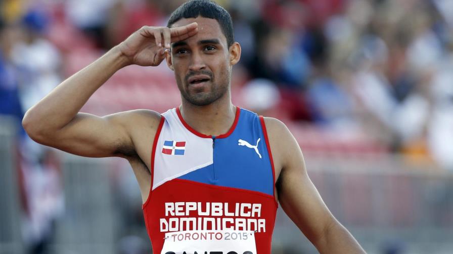 Luguelin Santos va tras otro podio en su segundo mundial de atletismo Luguelin Santos va tras otro podio en su segundo mundial de atletismo