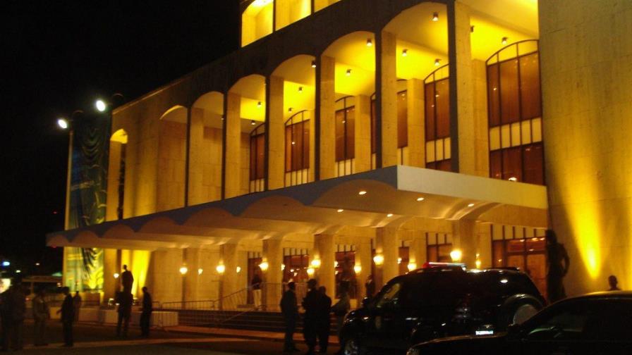 Teatro Nacional cerrará completamente los primeros días de diciembre por remodelación