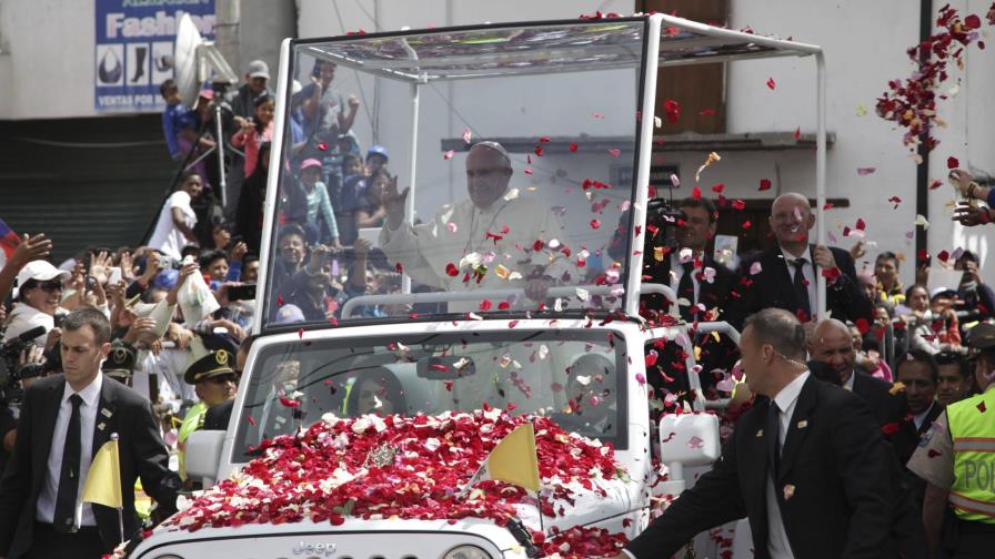 Papa Francisco usará Jeep Wrangler en Estados Unidos 