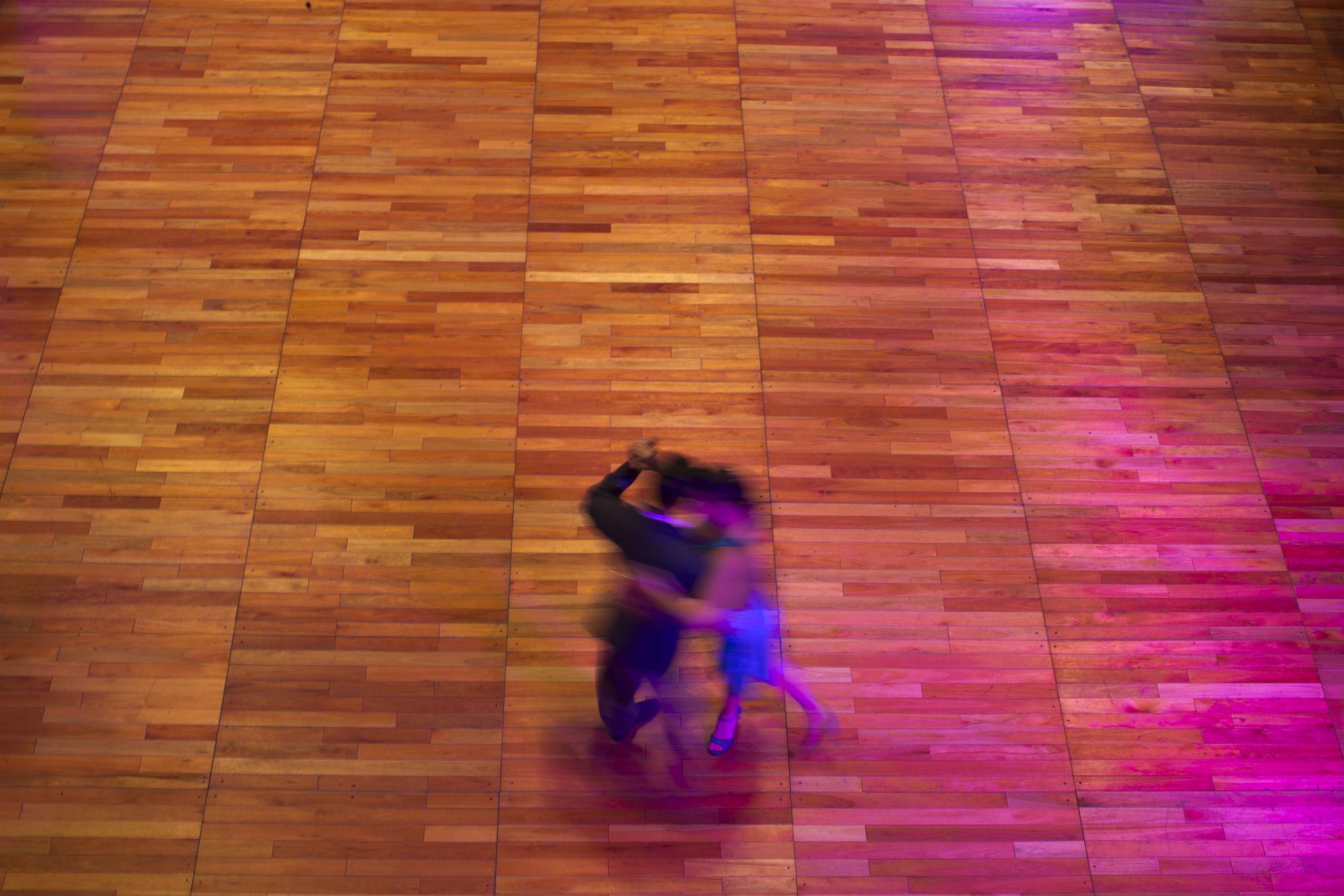 Una pareja compite en el mundial de tango en Buenos Aires, Argentina, el martes 18 de agosto del 2015.