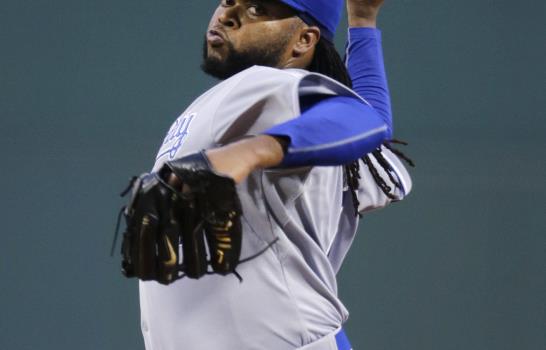 Cueto, Martínez y Salazar, los mejores pitchers criollos en la actual campaña en Grandes Ligas Cueto, Martínez y Salazar, los mejores pitchers criollos en la actual campaña en Grandes Ligas