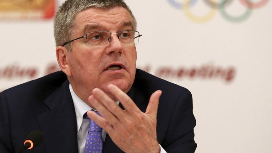Presidente del COI apoya sanciones por dopaje, aunque ahora no sean legales