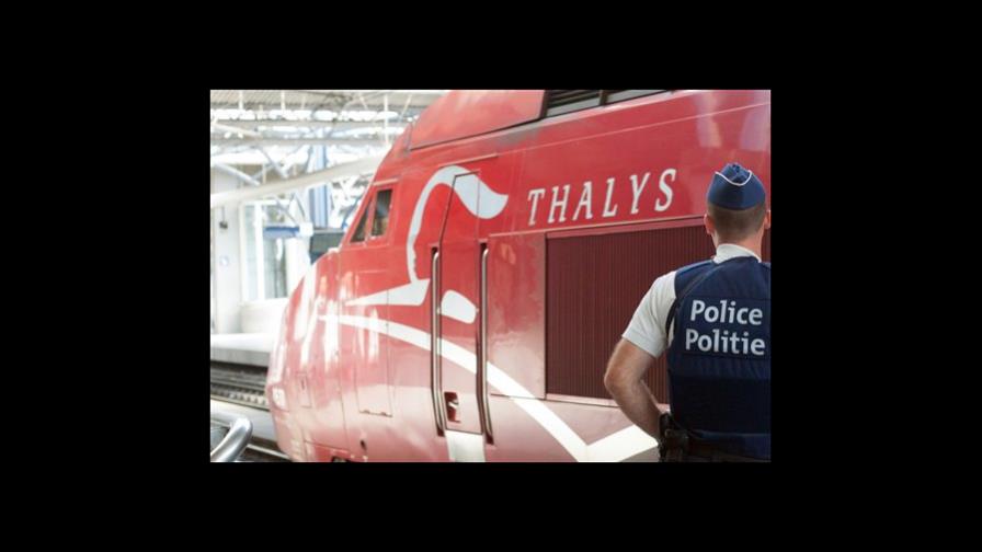  Hollande agradece a Obama la acción de estadounidenses en el tren Thalys