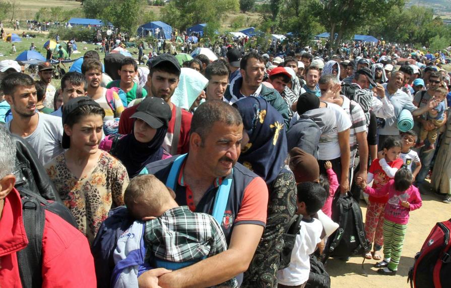 Calma en frontera de Macedonia y Grecia mientras sigue llegada de refugiados