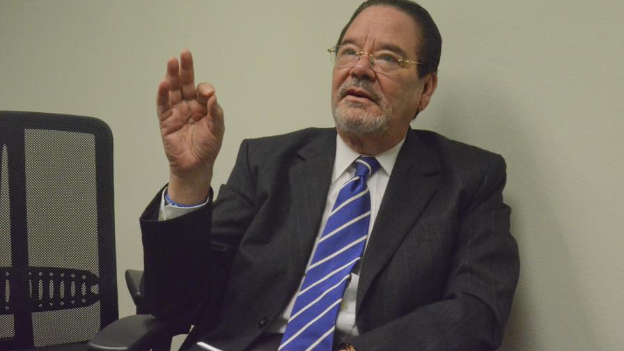 Rafael Gautreau y la televisión en la salud del pueblo