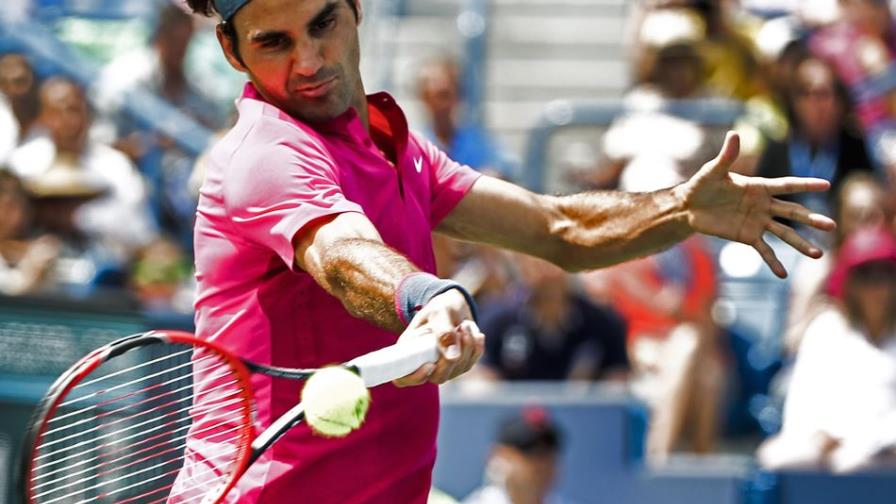 Federer regresa al 2do lugar; Serena Williams se mantiene liderando