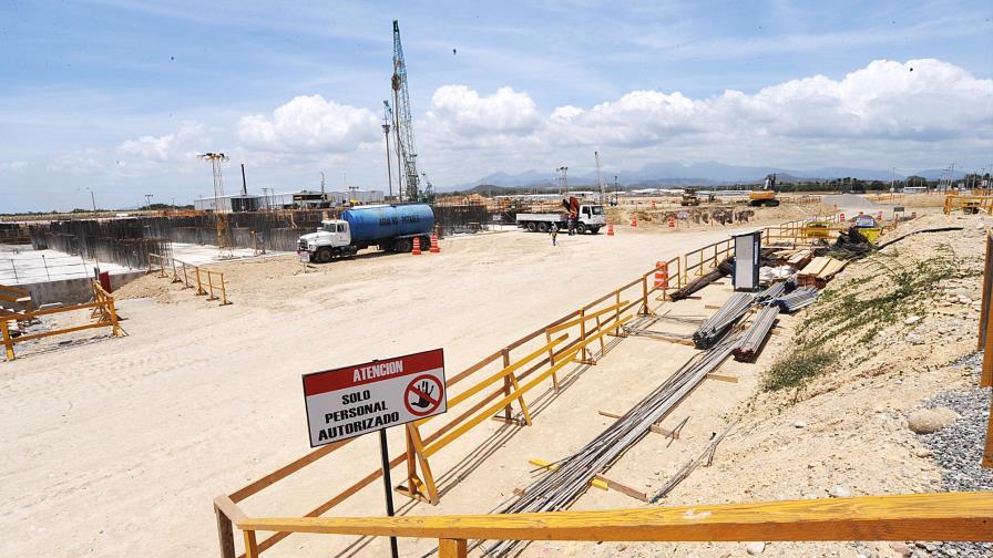 El Gobierno propone crear una nueva empresa pública para el sector eléctrico El Gobierno propone crear una nueva empresa pública para el sector eléctrico