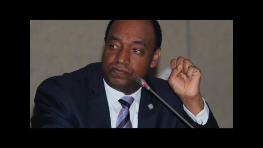 Báez llama a tomar la Policía “por los cuernos” y hacerle la transformación necesaria