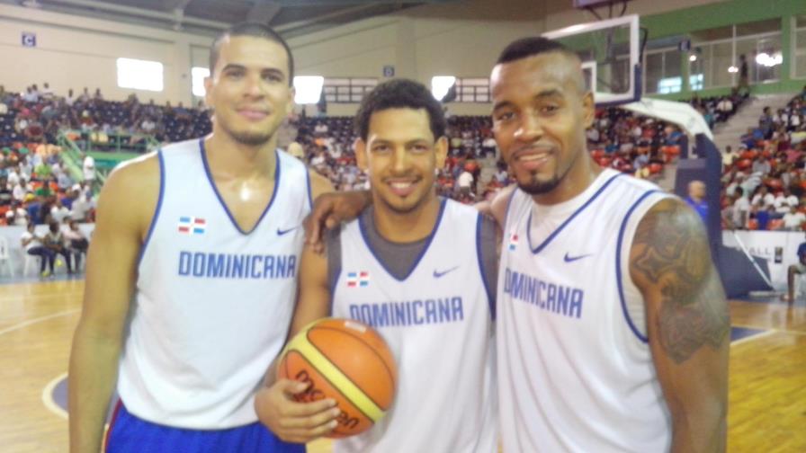 Luis Flores no se conforma con integrar a los 12, sino ser clave