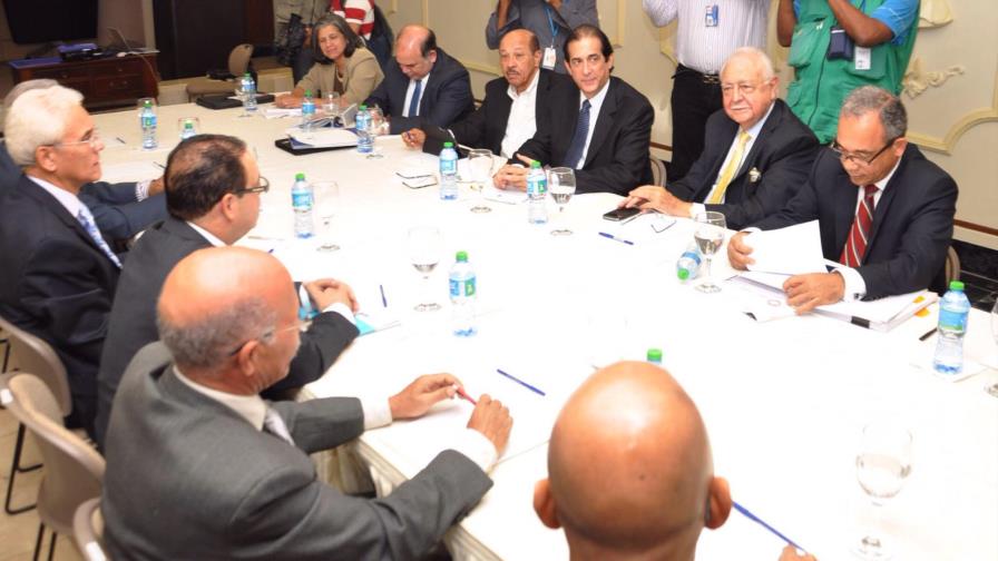 Retoman las discusiones sobre el Pacto Eléctrico Retoman las discusiones sobre el Pacto Eléctrico