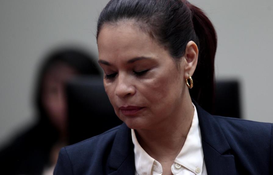 Exvicepresidenta acusada corrupción comparece por segundo día ante Justicia 
