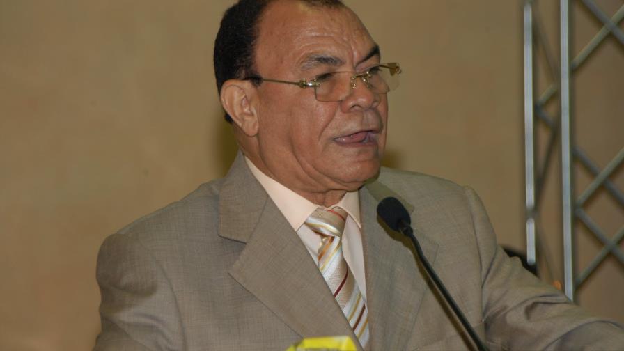 Comerciantes piden al gobierno autorizar importaciones de rubros agropecuarios afectados por la sequía Comerciantes piden al gobierno autorizar importaciones de rubros agropecuarios afectados por la sequía