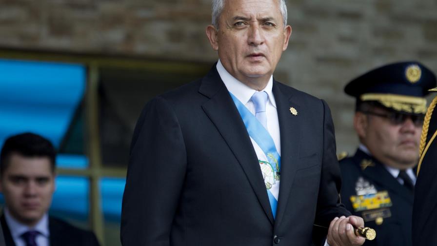 Procuraduría pide a Otto Pérez Molina que presente renuncia 