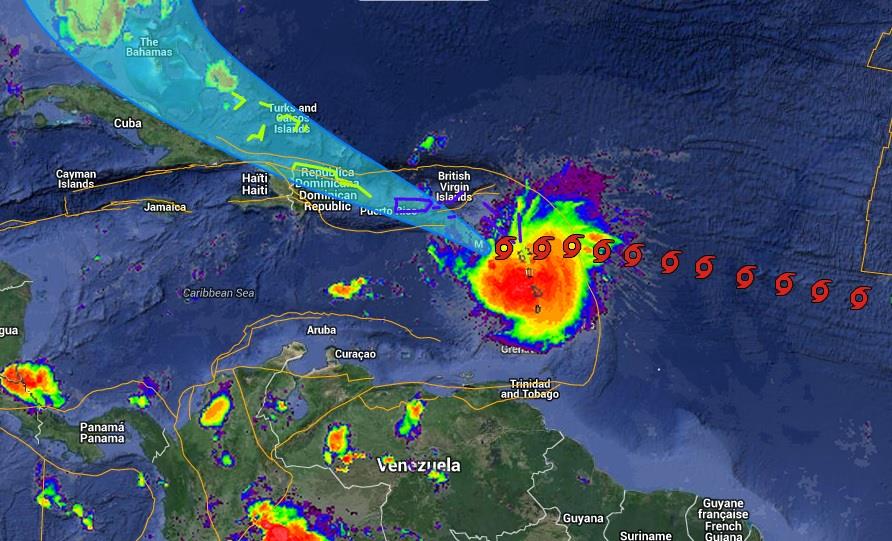 Puerto Rico se prepara para el paso de la tormenta tropical Erika