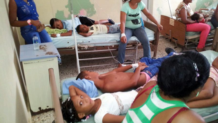 Autoridades investigan causas intoxicaciones de estudiantes  