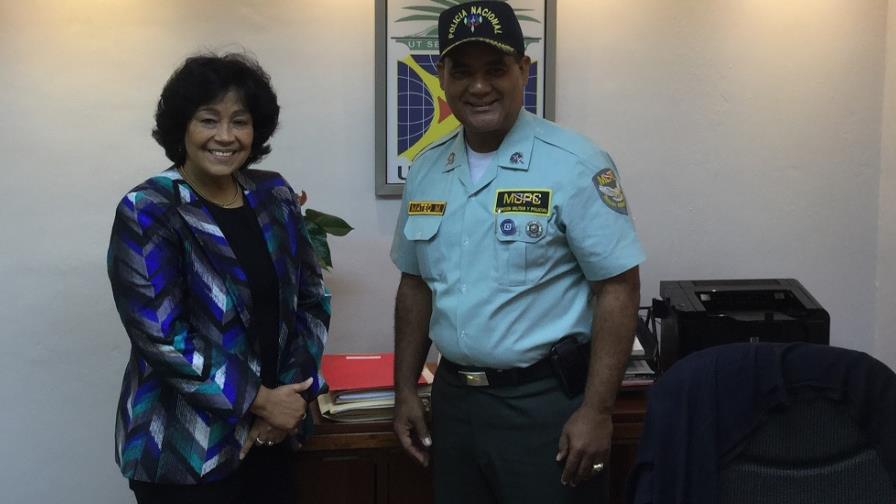 Comisión Militar y Policial de Obras Públicas se acerca a las universidades