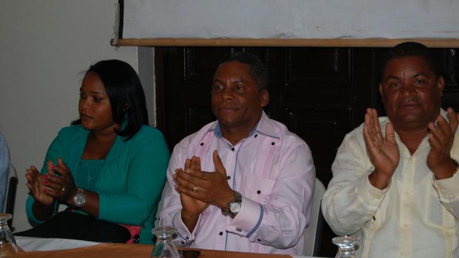 Tony De León afirma es la garantía de triunfo del PLD en San Juan  