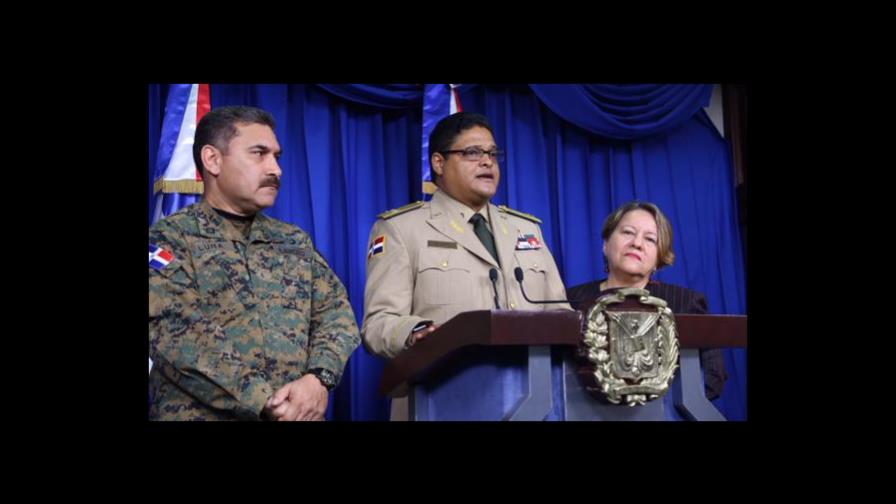 El país está en alerta ante paso de Erika; 9 provincias en roja, el Distrito Nacional y otras 4 en amarilla; el resto en verde El país está en alerta ante paso de Erika; 9 provincias en roja, el Distrito Nacional y otras 4 en amarilla; el resto en verde