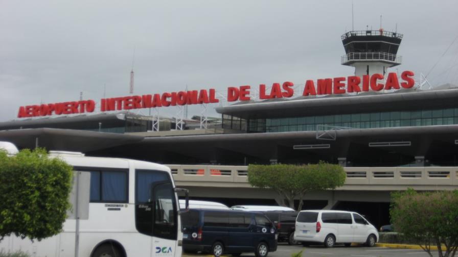 Cancelados varios vuelos en Dominicana por llegada de tormenta tropical Erika