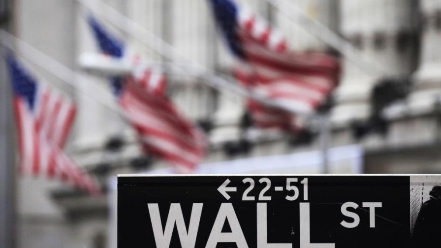 Cadenas de televisión enfrentan futuro incierto en el cambiante entorno de los medios Cadenas de televisión enfrentan futuro incierto en el cambiante entorno de los medios