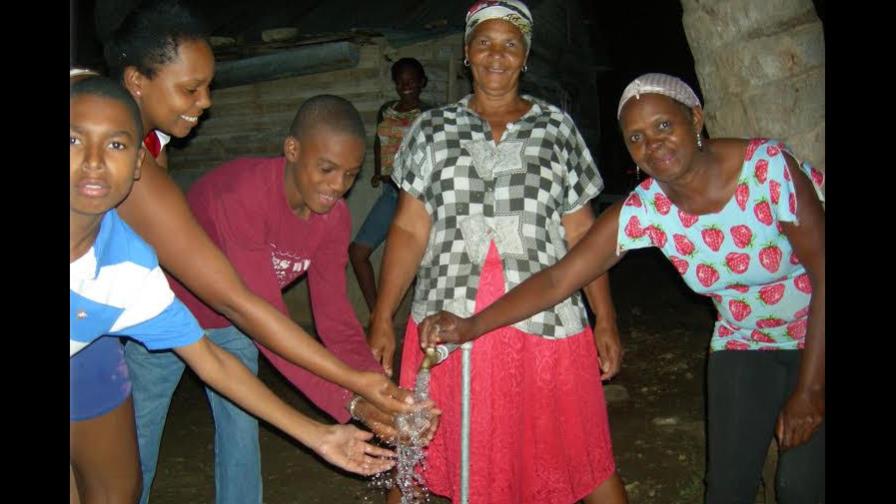 El agua es el servicio que más atención amerita en barrios del Distrito Nacional, según estudio del IDDI El agua es el servicio que más atención amerita en barrios del Distrito Nacional, según estudio del IDDI