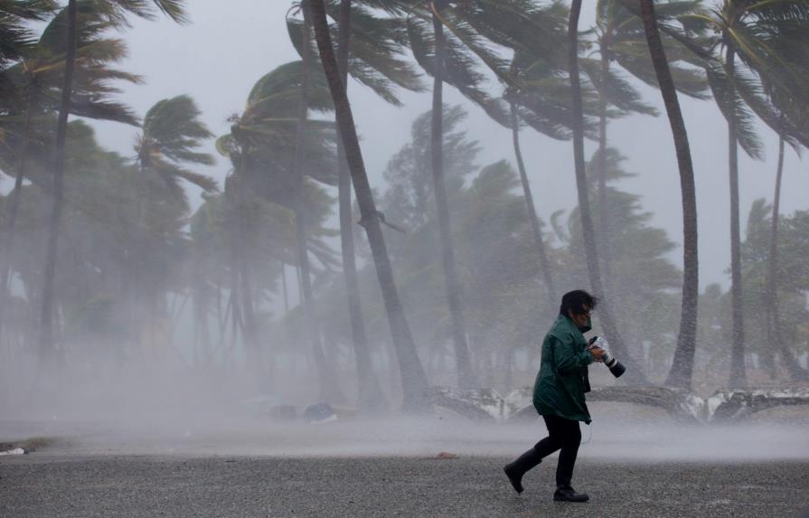 Tormenta Erika llega hoy a Cuba debilitada en forma de depresión tropical