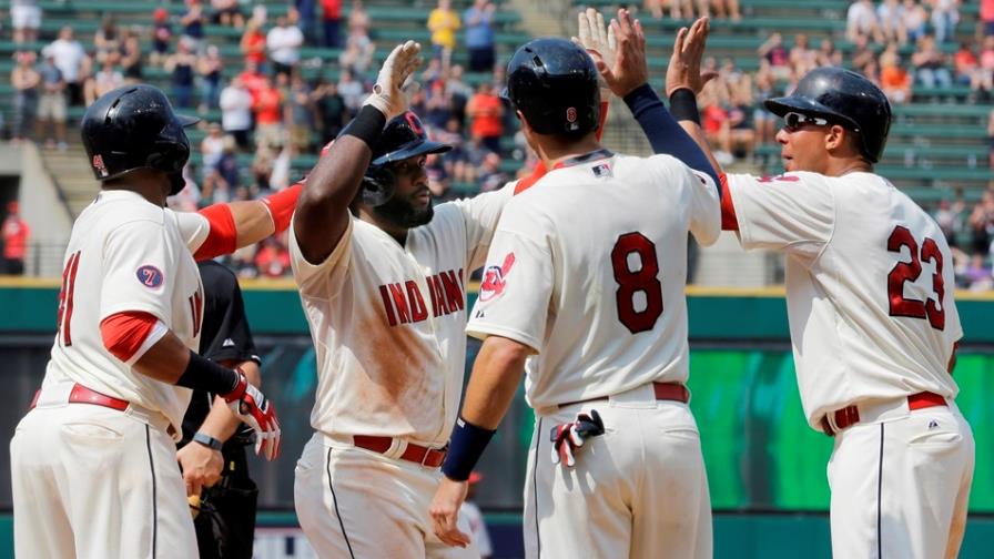 Abrahan Almonte conecta grand slam, Indios vencen a Angelinos 