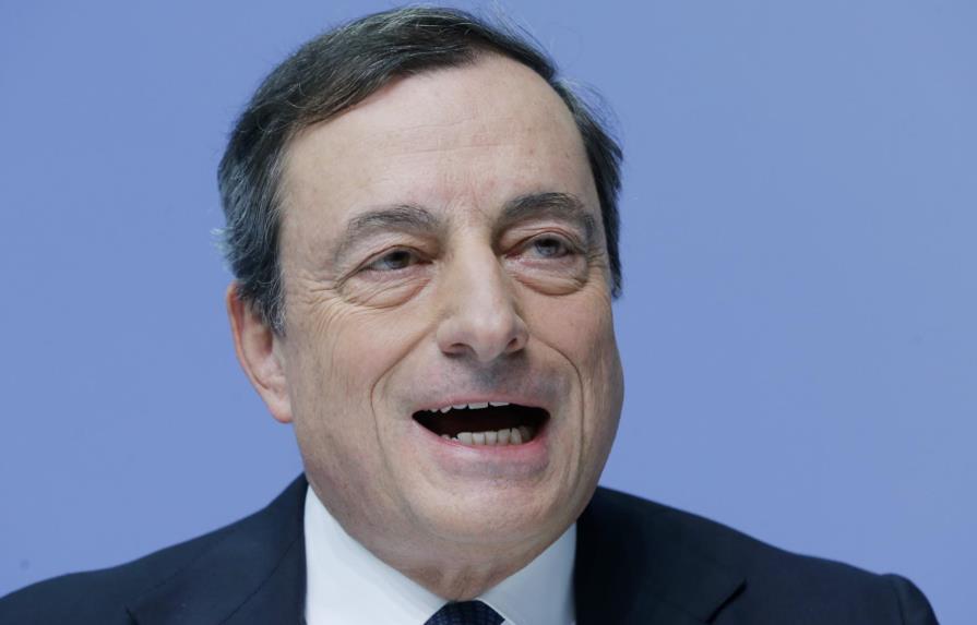 Tras las vacaciones, el Banco Central Europeo vuelve con las espinas de China y el respiro griego