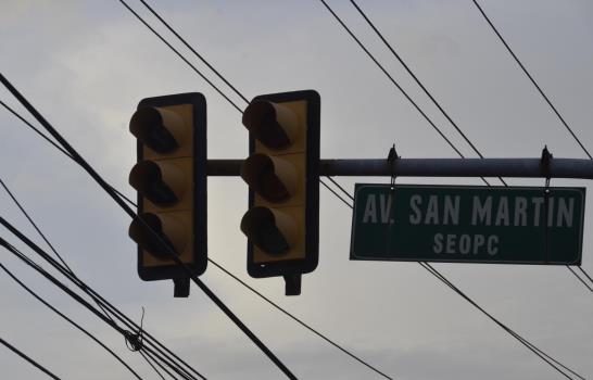 La ciudad de los pocos semáforos, “Erika” arrasó con el sistema de luces de Santo Domingo y no se recupera