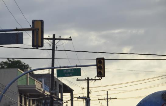 La ciudad de los pocos semáforos, “Erika” arrasó con el sistema de luces de Santo Domingo y no se recupera