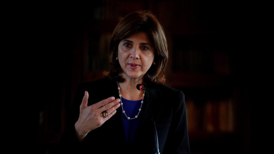 Colombia no irá a Unasur si no se convoca reunión de cancilleres esta semana