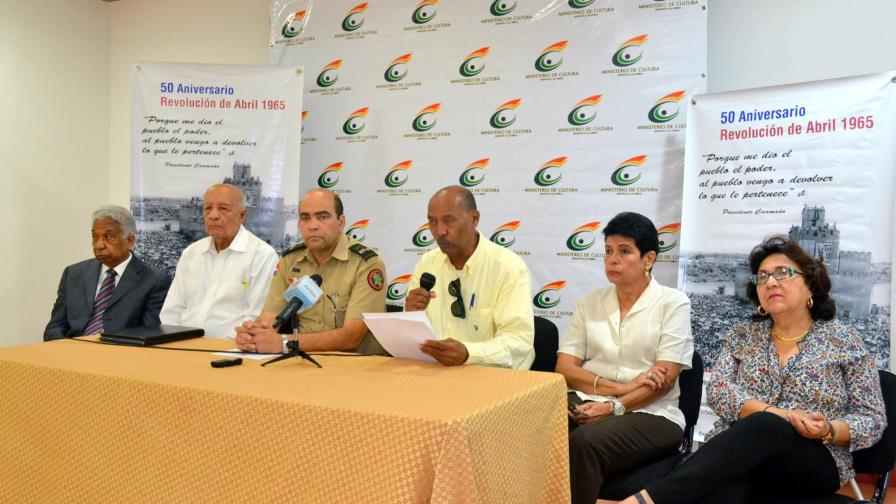 Destacan importancia de la devolución del poder por parte de Caamaño al cumplirse 50 años de esa fecha