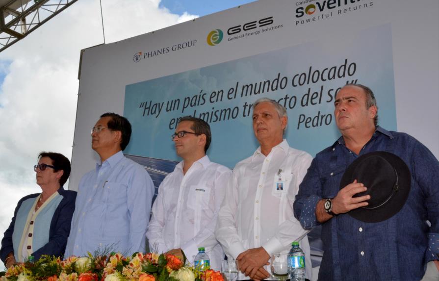 Inauguran planta fotovoltaica en Monte Plata que aportará 30 megavatios al sistema
