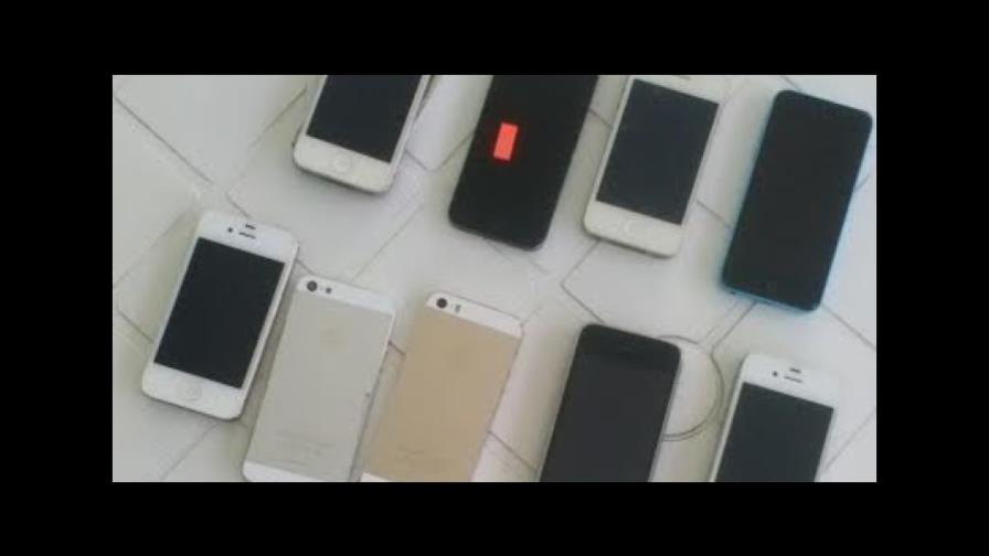 Autoridades allanan 39 tiendas de ventas de celulares “macos” en Plaza Central