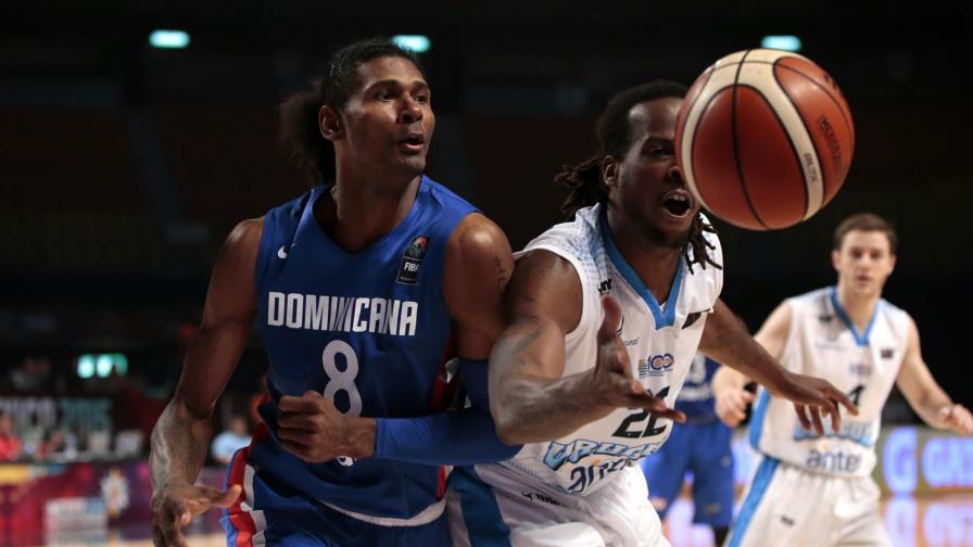 Dominicana aplasta a Uruguay y clasifica a la segunda ronda en el preolímpico
